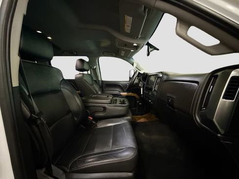 Used 2018 Chevrolet Silverado 2500 LTZ w/ Duramax Plus Package image 28