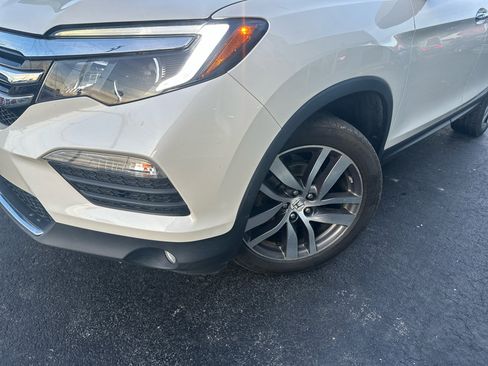 Used 2017 Honda Pilot Touring image 64