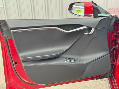 Used 2018 Tesla Model S 75D image 40