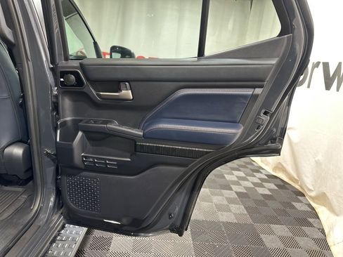 Certified 2025 Toyota 4Runner 4WD image 16