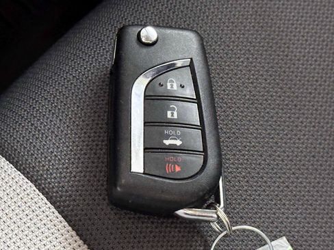 Used 2024 Toyota Corolla LE FWD image 28