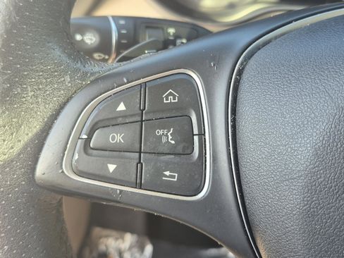 Used 2018 Mercedes-Benz GLC 300 image 28