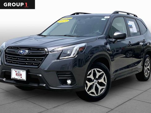 Certified 2024 Subaru Forester Premium AWD/4WD image 1