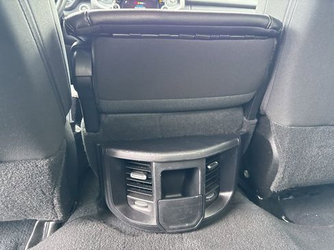 Used 2024 RAM 2500 Big Horn w/ Sport Appearance Package image 16