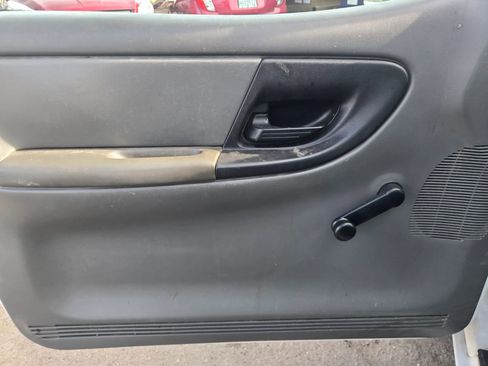 Used 2004 Ford Ranger Edge image 9