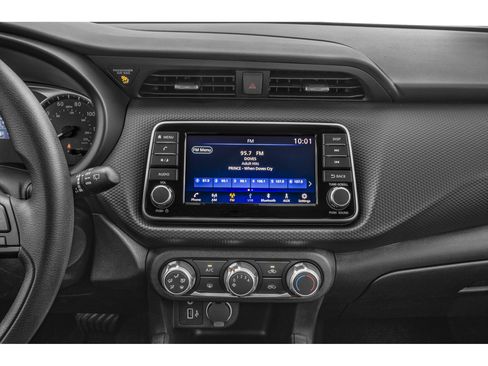 New 2025 Nissan Kicks Play S FWD image 33