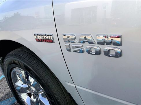 Used 2017 RAM 1500 Big Horn AWD/4WD image 4