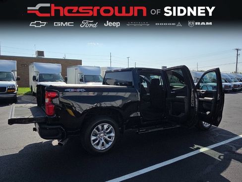Used 2020 Chevrolet Silverado 1500 Custom w/ Custom Value Package AWD/4WD image 15