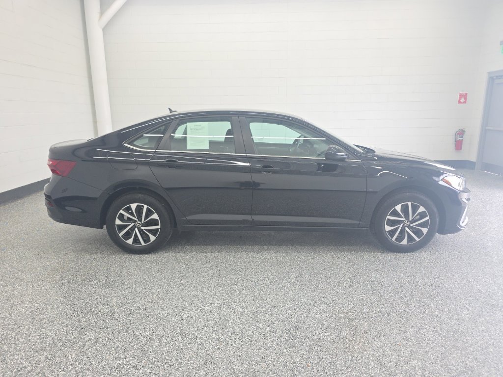 Used 2026 Volkswagen Jetta S FWD image 6