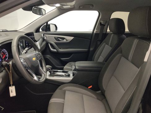 Used 2024 Chevrolet Blazer LT FWD image 17