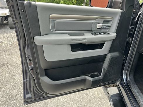 Used 2017 RAM 1500 Big Horn AWD/4WD image 39