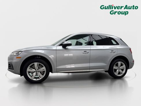 Used 2019 Audi Q5 2.0T Premium w/ Convenience Package AWD/4WD image 2