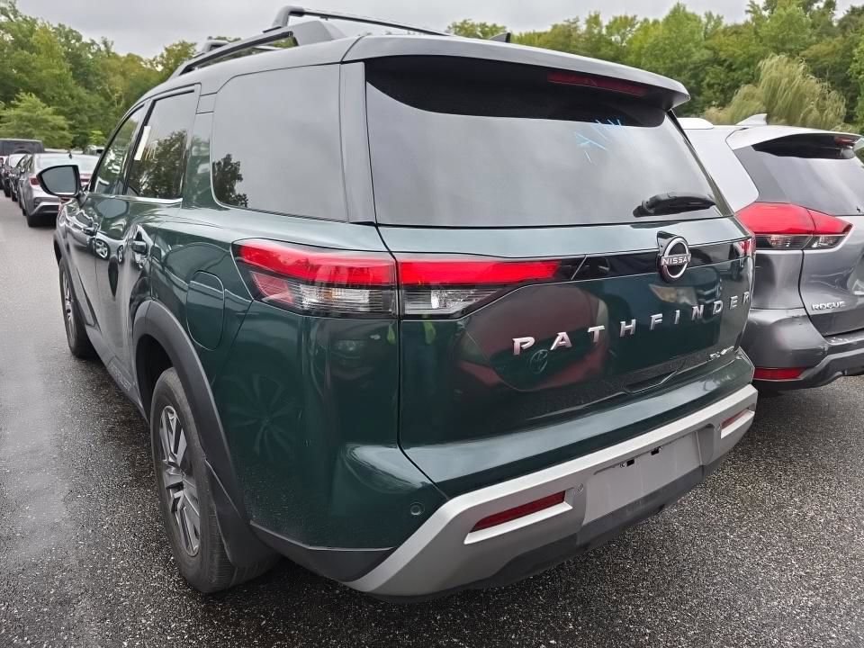 Used 2022 Nissan Pathfinder SL w/ Cargo Package AWD/4WD image 7