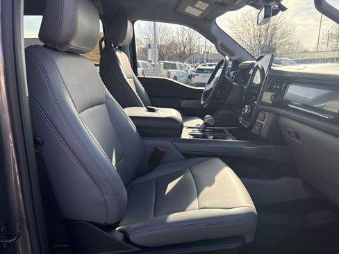 Used 2025 Ford F150 Lightning Flash image 23