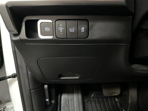 Used 2025 Hyundai Santa Fe SEL FWD image 33