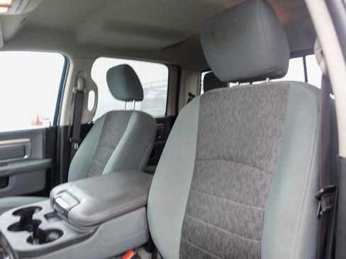 Used 2019 RAM 1500 Big Horn image 13