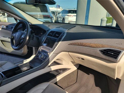 Used 2020 Lincoln MKZ Reserve w/ Elements Package image 13