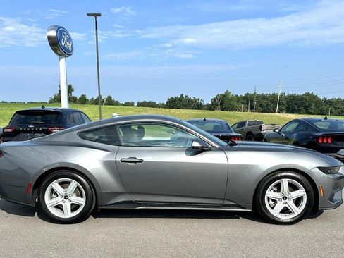 Used 2026 Ford Mustang Coupe RWD image 2