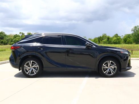 Used 2023 Lexus RX 350 Premium w/ Cold Area Package FWD image 6