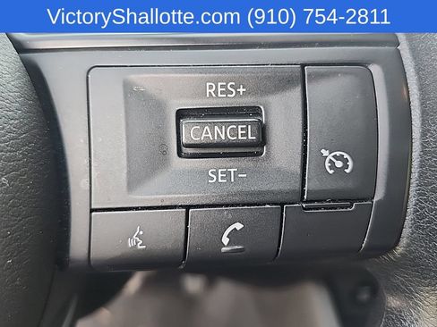 Used 2024 Nissan Rogue S AWD/4WD image 13
