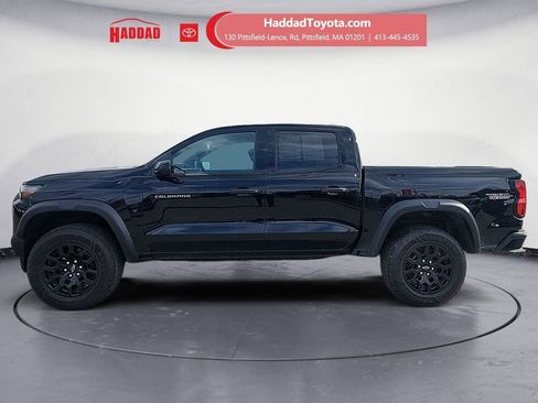 Used 2023 Chevrolet Colorado Trail Boss w/ Advanced Trailering Package AWD/4WD image 2