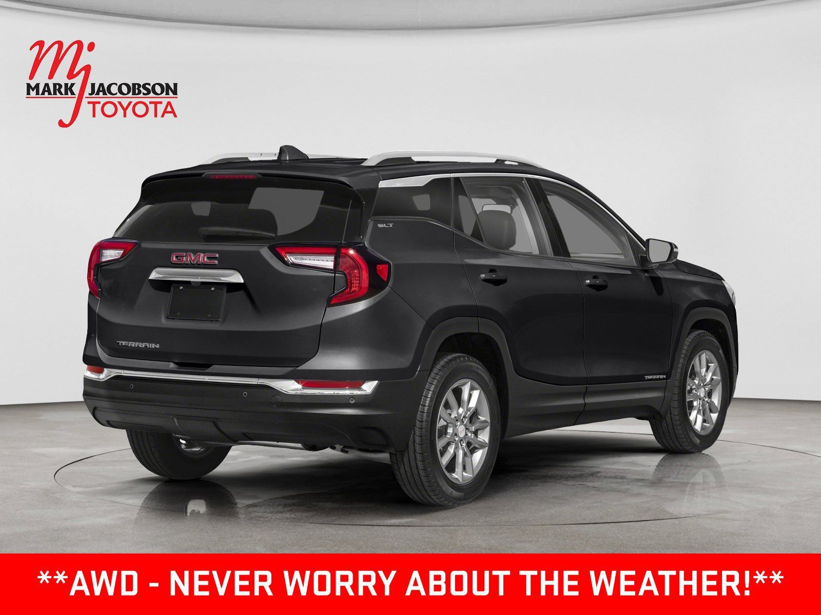 Used 2024 GMC Terrain SLT AWD/4WD image 3