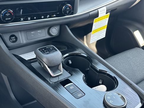 New 2025 Nissan Rogue SV image 17