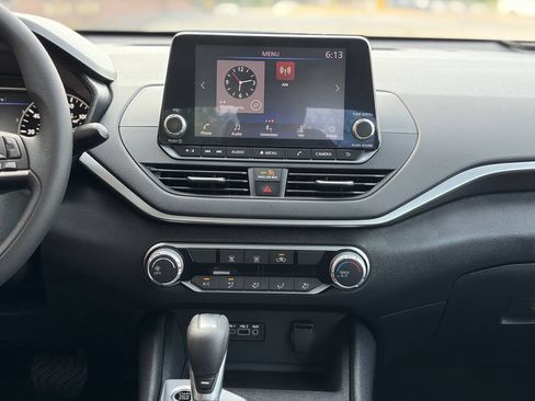 Used 2020 Nissan Altima 2.5 S FWD image 23