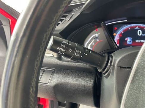 Used 2019 Honda Civic Sport image 13