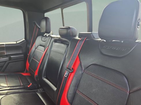 Used 2019 Ford F150 Lariat w/ Equipment Group 502A Luxury image 22