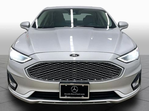 Used 2019 Ford Fusion Titanium FWD image 4
