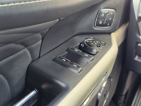 Certified 2023 Ford Expedition Platinum image 16