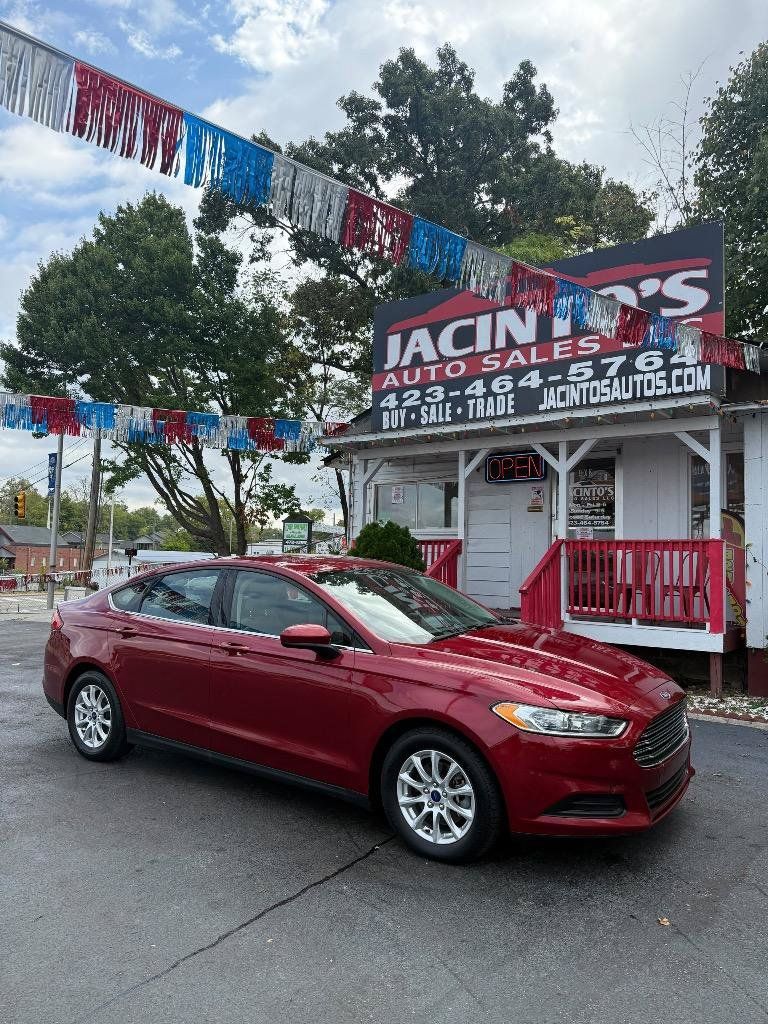 Used 2016 Ford Fusion S FWD image 2