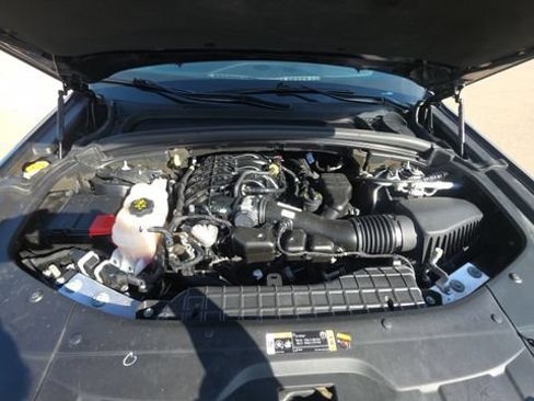 Used 2023 Jeep Grand Cherokee Altitude RWD image 33