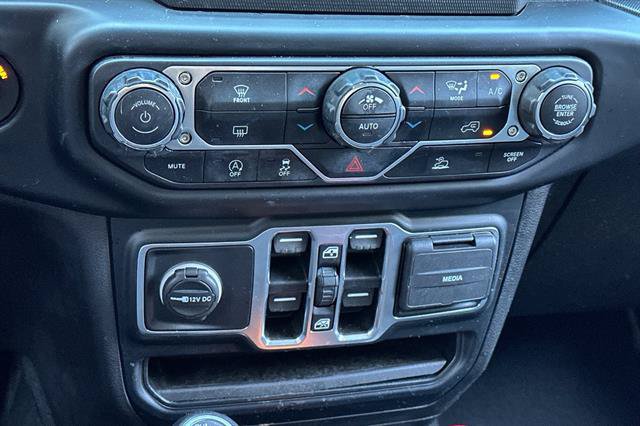 Used 2022 Jeep Wrangler Unlimited Sport AWD/4WD image 22