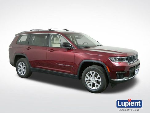 Used 2022 Jeep Grand Cherokee L Limited AWD/4WD image 1