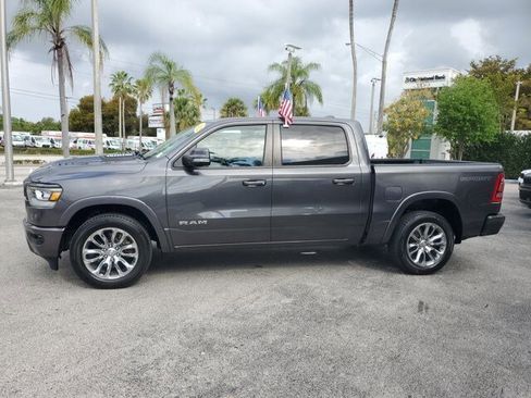 Used 2022 RAM 1500 Laramie w/ Sport Appearance Package image 4