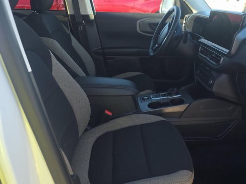 Used 2025 Ford Bronco Sport Big Bend w/ Convenience Package image 2