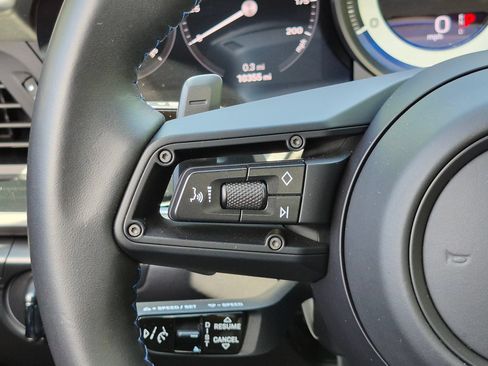 Certified 2024 Porsche 911 Carrera 4 AWD/4WD image 8
