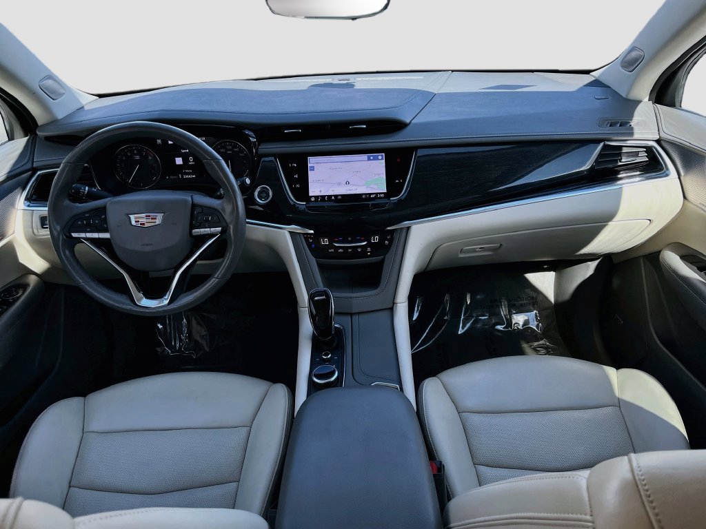 Used 2023 Cadillac XT6 Premium Luxury w/ Technology Package AWD/4WD image 24