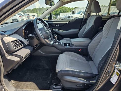 Used 2024 Subaru Outback Premium AWD/4WD image 17