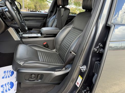 Used 2018 Land Rover Discovery HSE Luxury image 21