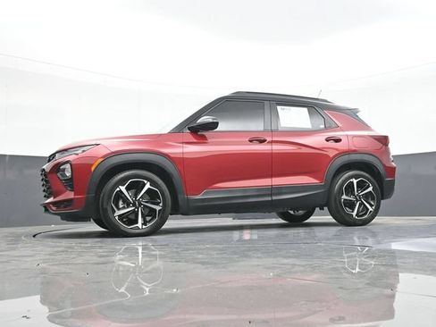 Used 2021 Chevrolet TrailBlazer RS w/ Technology Package FWD image 58