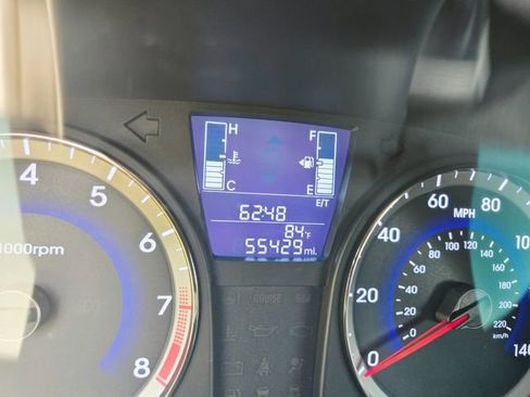 Used 2015 Hyundai Accent GLS FWD image 18