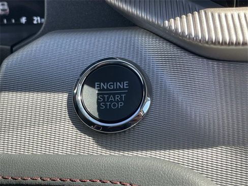 New 2026 Ford Explorer Active w/ Active Comfort Package image 15