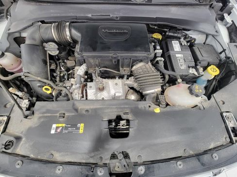 Used 2025 Jeep Compass Limited AWD/4WD image 8