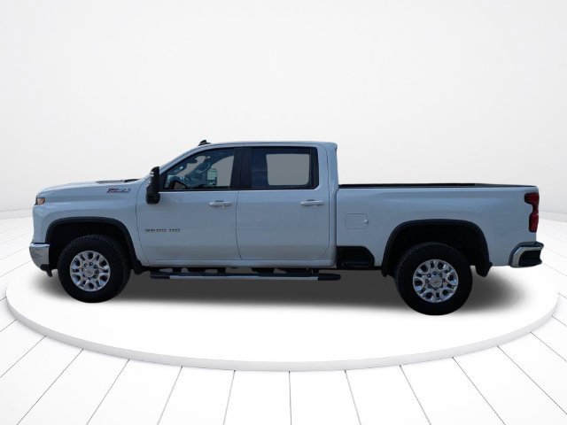 Used 2024 Chevrolet Silverado 2500 LT AWD/4WD image 7