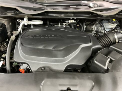 Used 2021 Honda Odyssey EX image 32