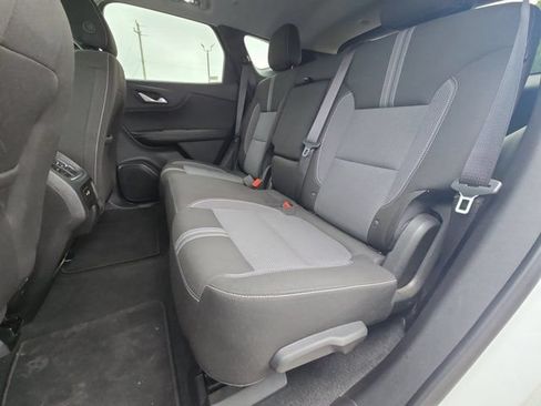 Used 2025 Chevrolet Blazer LT AWD/4WD image 27