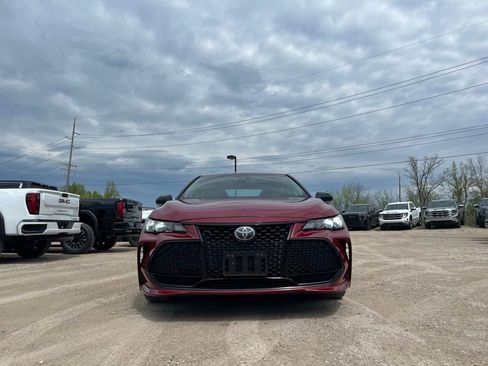 Used 2019 Toyota Avalon XSE w/ All Weather Liner Package FWD image 3
